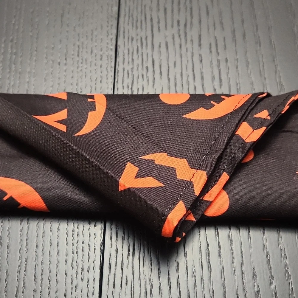 Halloween Pet Pumpkin Bandana For cats or dogs